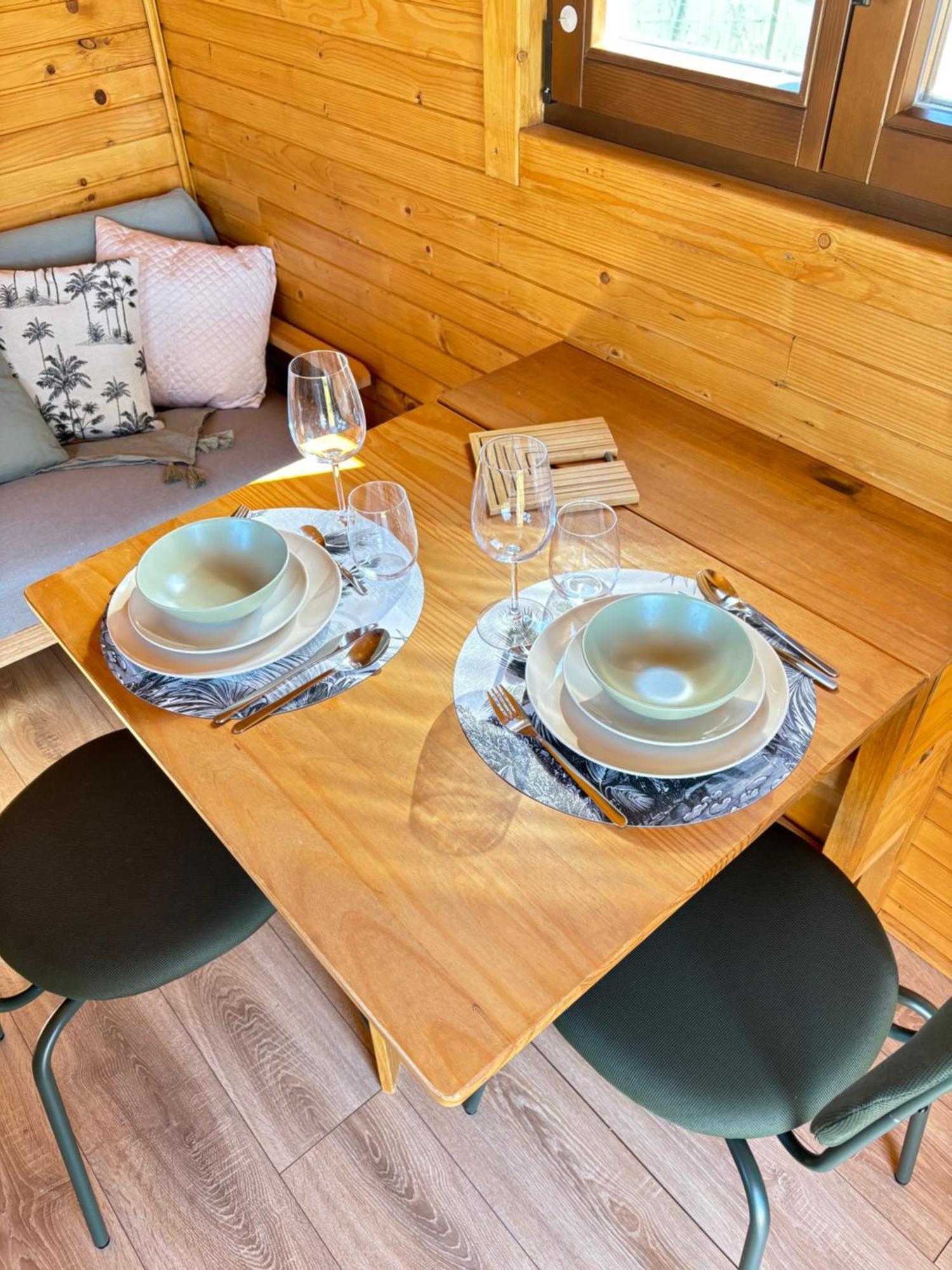 Roulotte Achloma Hotel Fréjus Екстериор снимка